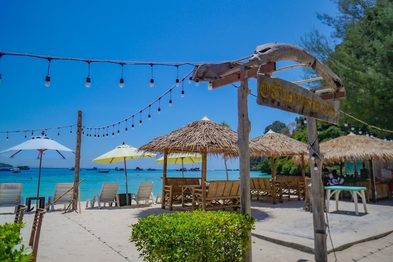 Food & Drinks 5, Phi Phi Nice Beach Resort, Mueang Krabi