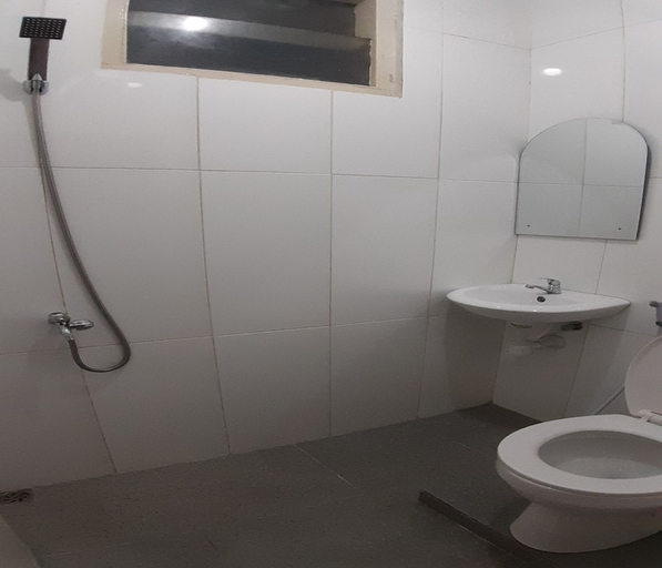 Bathroom 3, NEW HOTEL GENTALA, Medan