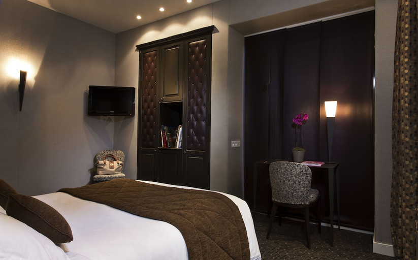 Bedroom 3, Hôtel du Prince Eugène, Paris