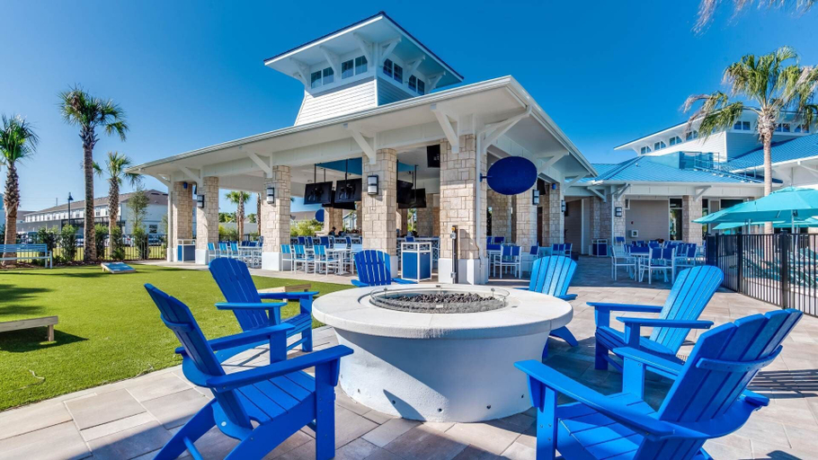 Interior 3, Upstay: Modern Windsor Resort Home Near Disney, Polk