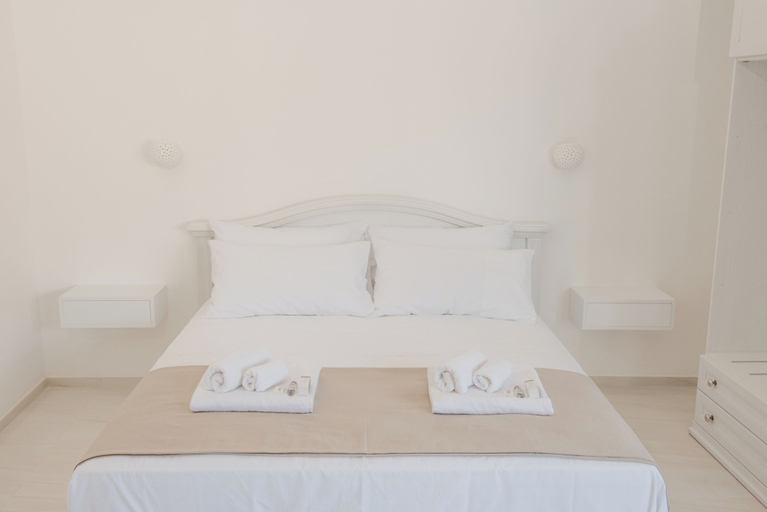 Bedroom 2, B&B Castello Otranto, Lecce