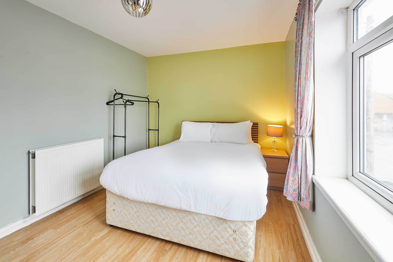 Room 2, Host Stay Carrville Apartment, Durham