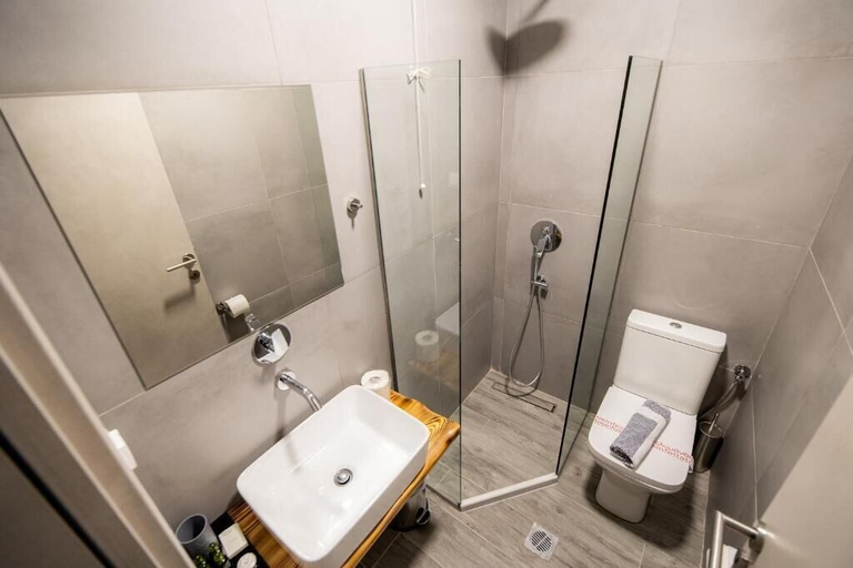 Bathroom 4, Philippos Hotel, Thessaly