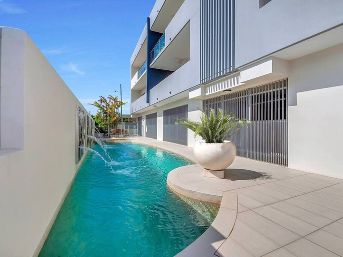 Pool 5, Cairns North 4-bed With Outdoor Dining & Pool, Cairns