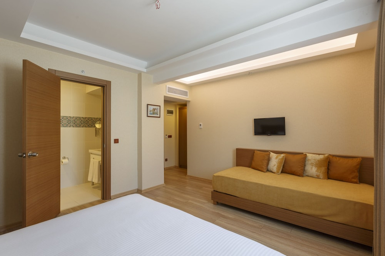 Bedroom 4, Lalahan, Fatih