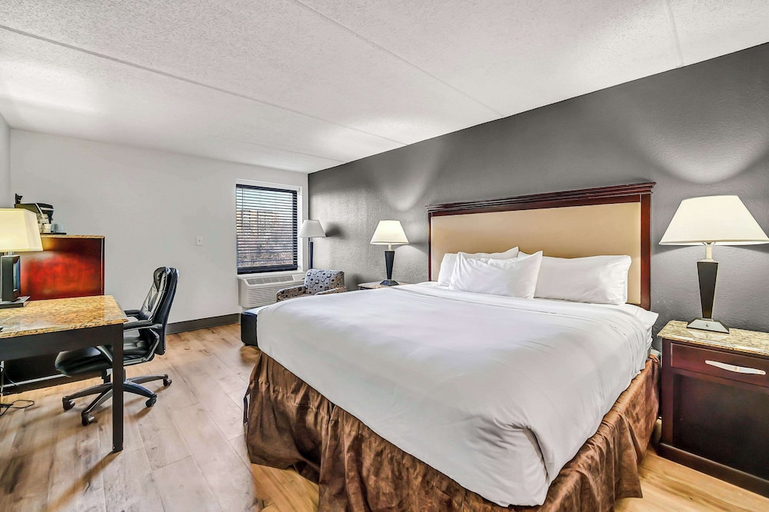 Others 5, Radisson Hotel Schaumburg, Cook