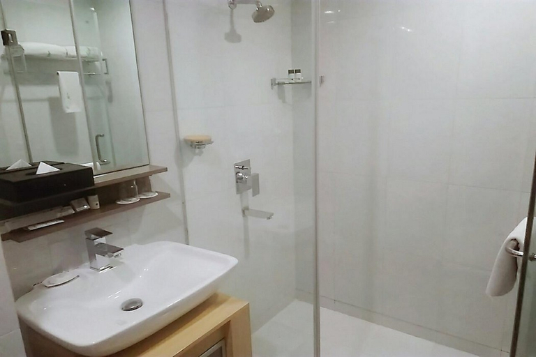 Bathroom, The Fern Residency Asansol, Barddhaman