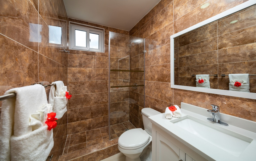 Bathroom 3, Samsara Cliff Resort Hotel