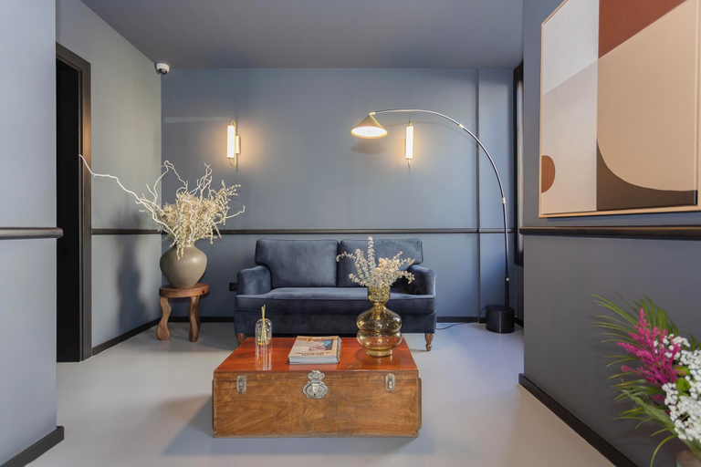 Lobby sitting area, Regras Apartments & Gardens by Benefit Collection, Porto