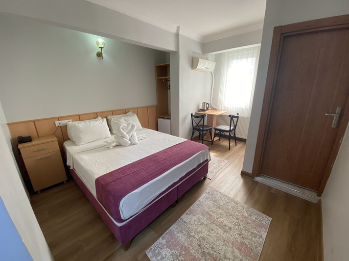 Bedroom 3, Hotel Ozsefa, Bakırköy