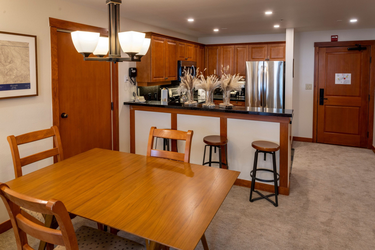 Dining, 1307A - One Bedroom Standard Eagle Springs West 1 Condo, Salt Lake