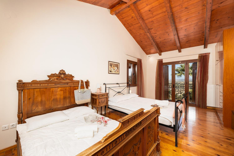 Others 5, Teacher Cottage, Crete