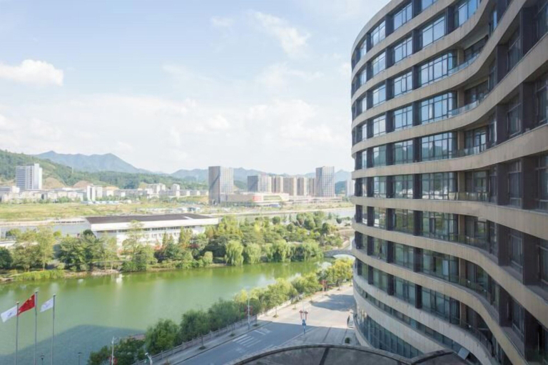 Exterior & Views, Oriental Hotel (Kaihua Linhu Road), Quzhou