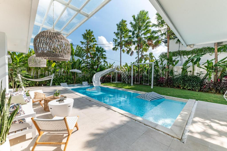 Sport & Beauty 2, Villa Luja by GORO – 5 Bedroom, Jacuzzi, Golf, Badung