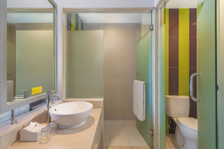 Bathroom 5, Ibis Styles Malang, Malang