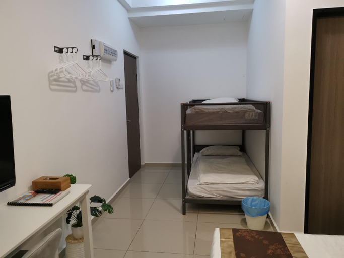 Bedroom 3, Novo 8 Residence Bachang by HeyStay Management, Malacca City