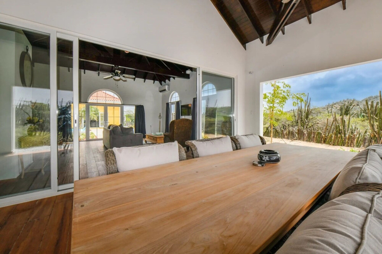 Room 4, Picaron Villas in Santa Cruz