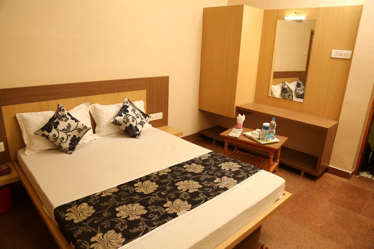 Room 4, Hotel Ambika, Sirohi