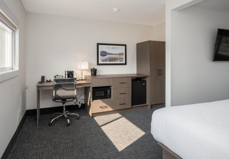 Bedroom 4, Coast Penticton Hotel, Okanagan-Similkameen