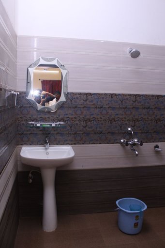 Bathroom 5, Royal Chetan Inn, Cuttack