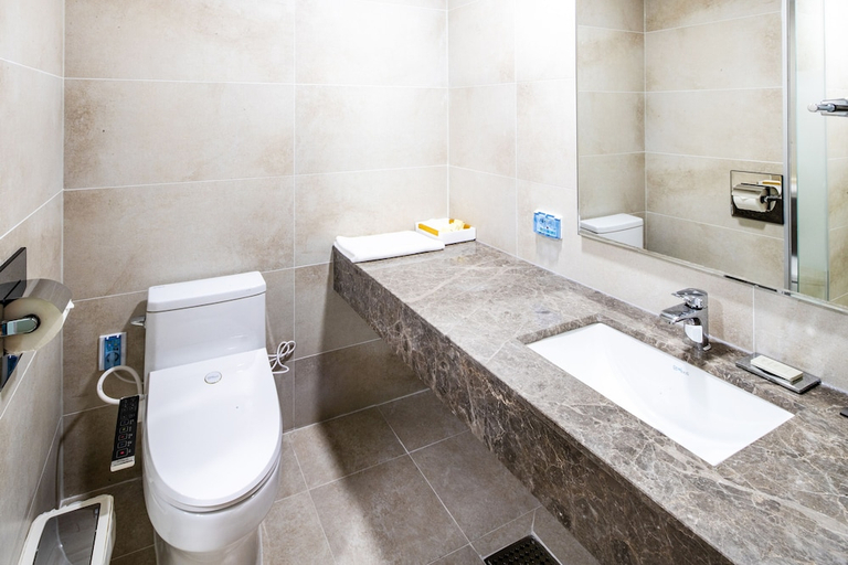 Bathroom 5, Vivaldipark, Chuncheon