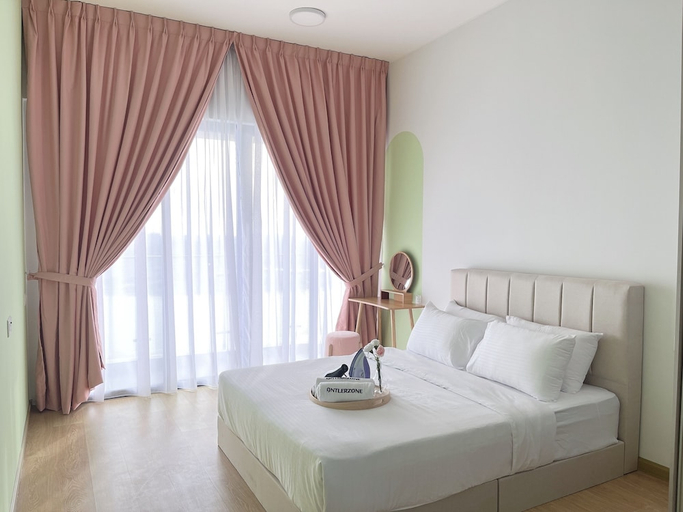 Bedroom 2, Country Garden, Laniuer Suite by Antlerzone, Johor Bahru