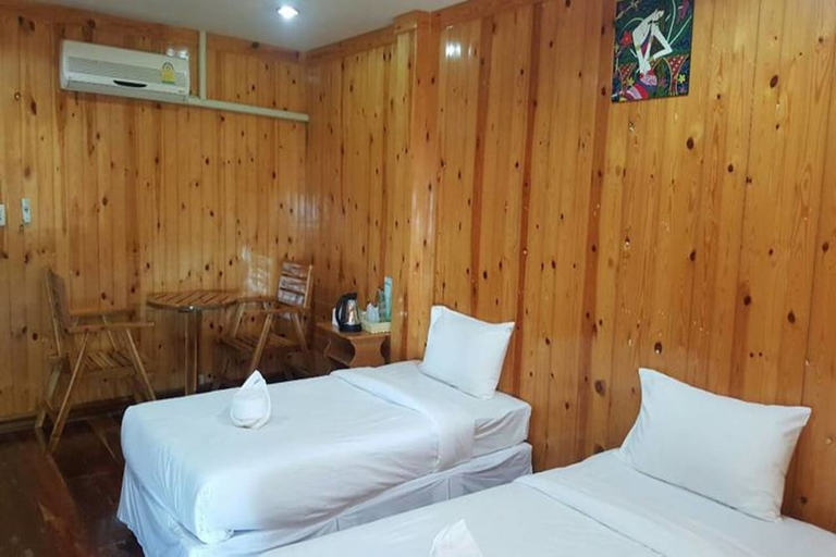 Bedroom 2, Yamadaya Beach Resort, Muang Trat