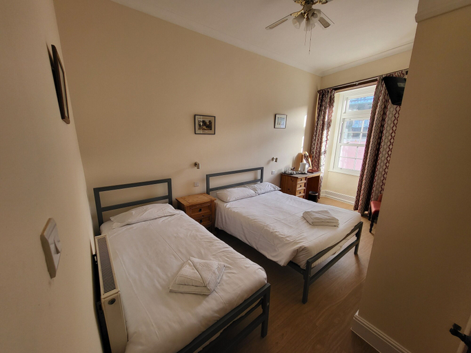 Bedroom 5, The Royal Britannia, Devon
