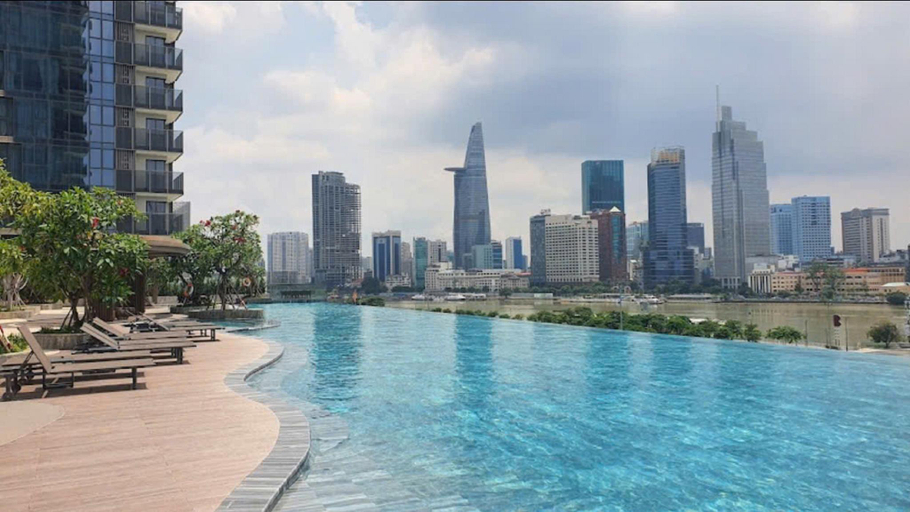 Swimming pool 3, Sarang Smile Luxstay The Opera Metropole, District 2