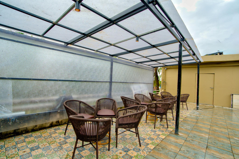 Food & Drinks 5, Roseal Beach Front, North Goa