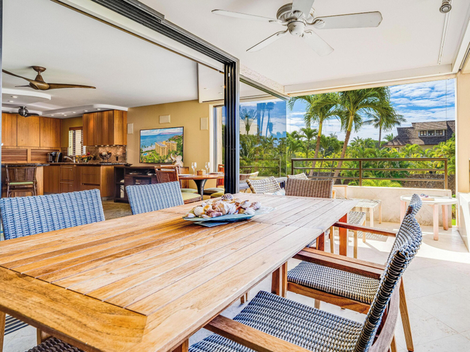Food & Drinks 5, Polo Beach - CoralTree Residence Collection, Maui