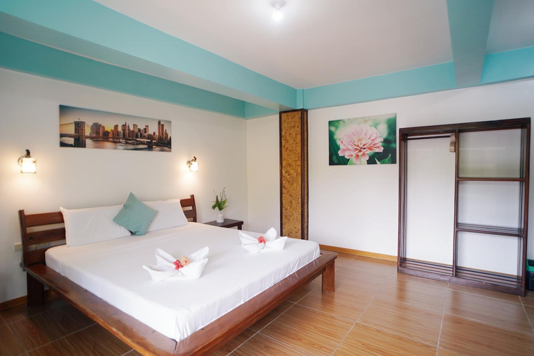 Bedroom 2, Point 303 Resort, General Luna