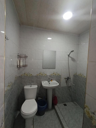Bathroom 3, Caravan Hostel, Tashkent City