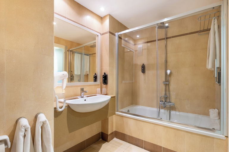 Others 2, Vibra Algarb Hotel, Baleares