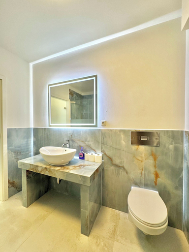 Bathroom 3, AR Boutique Hotel Heusenstamm, Offenbach