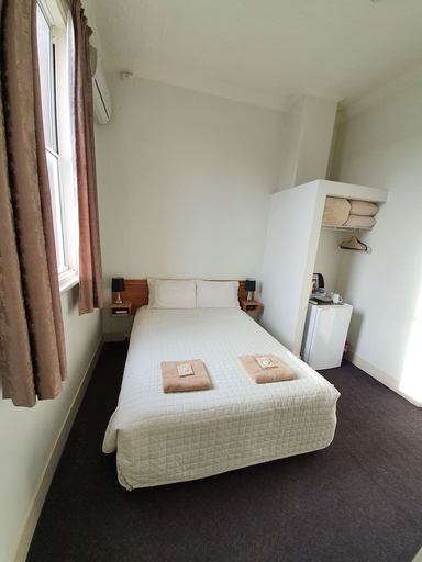Bedroom 2, Empire Hotel Goulburn, Goulburn Mulwaree - Goulburn