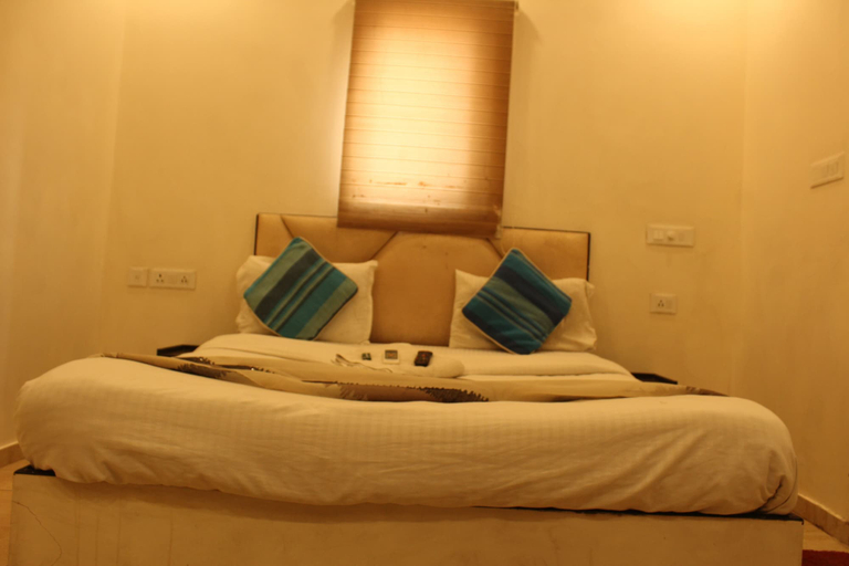 Room 3, Olive Inn Hotel, Lucknow