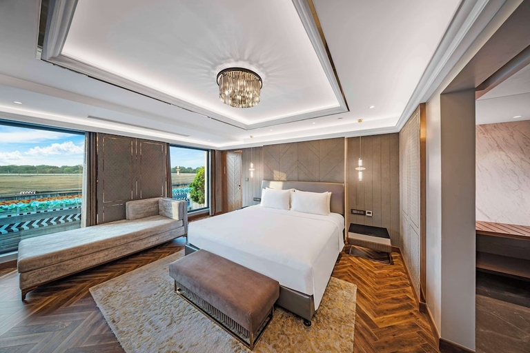 Bedroom 3, Radisson Blu Hotel & Suites GRT Chennai, Kancheepuram