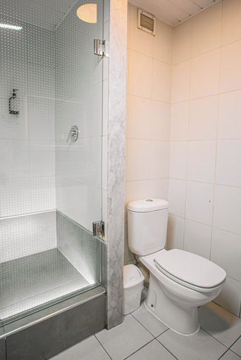 Bathroom 4, Nobile Inn Santiago, Santiago