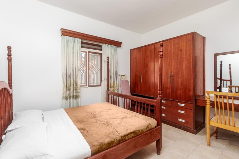 Bedroom 2, Corinya Serviced Apartments, Entebbe