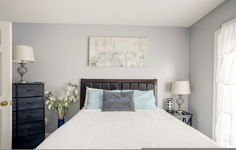 Room 5, Luxury Charleston Waterfront Getaway, Charleston