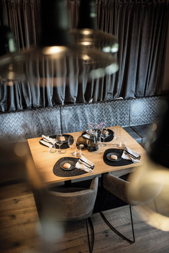 Food & Drinks 5, DER MESNERWIRT, Bolzano