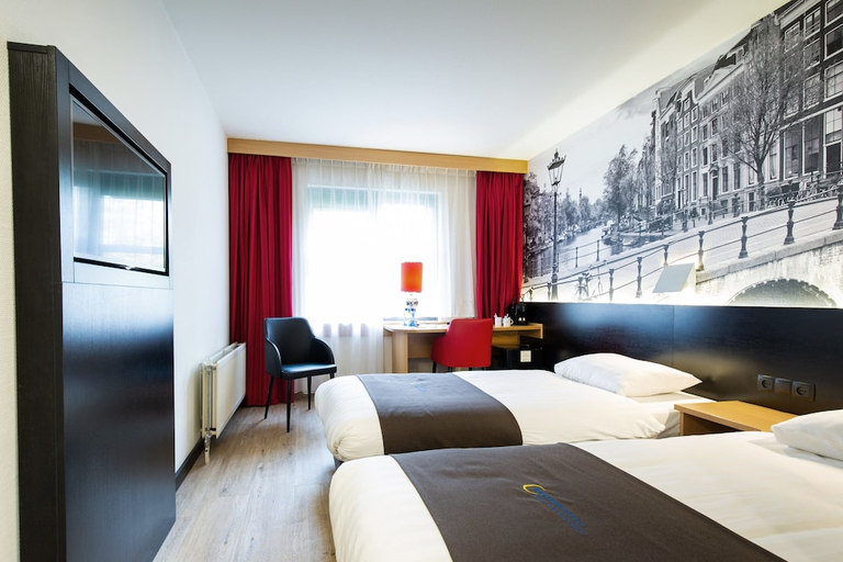 Bedroom 2, Bastion Hotel Amsterdam Noord, Amsterdam