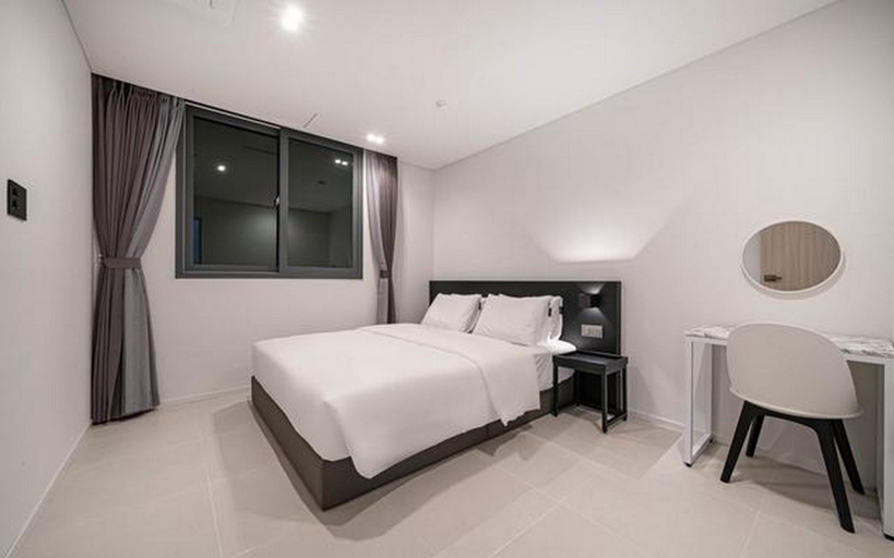 Bedroom 2, The Profin Hotel in Eobang-dong, Gimhae, Gimhae