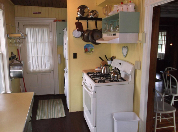 Others 4, Cozy Cottage by the Sea - Y672, York