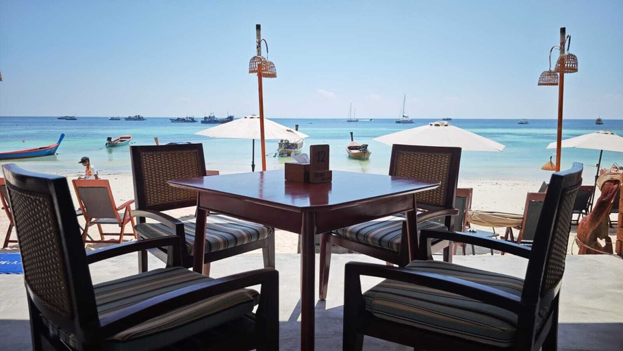 Food & Drinks 4, Dong Talay Lipe Beach Resort, Muang Satun