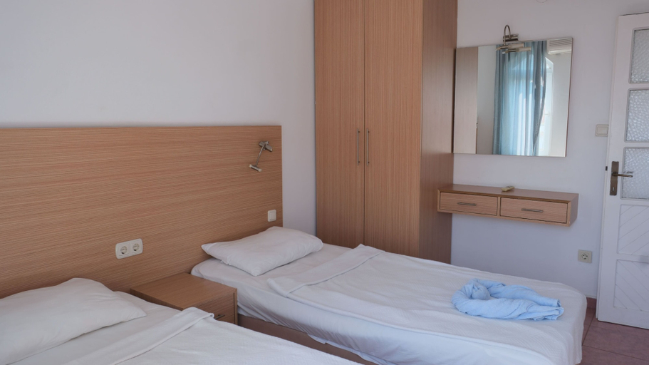 Bedroom 4, Lale Apart, Alanya
