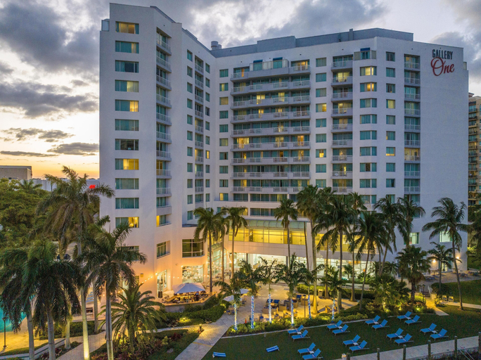 Exterior & Views 2, GALLERYone- A DoubleTree Suites by Hilton Hotel, Broward