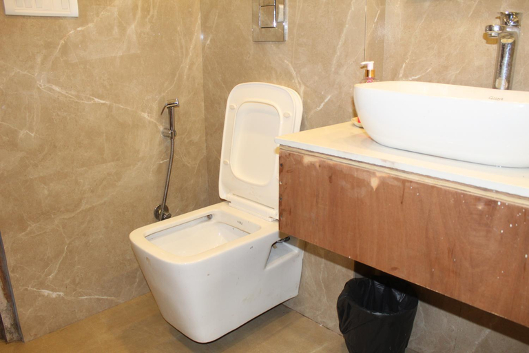 Bathroom 3, Hotel Khanna Residency , Delhi