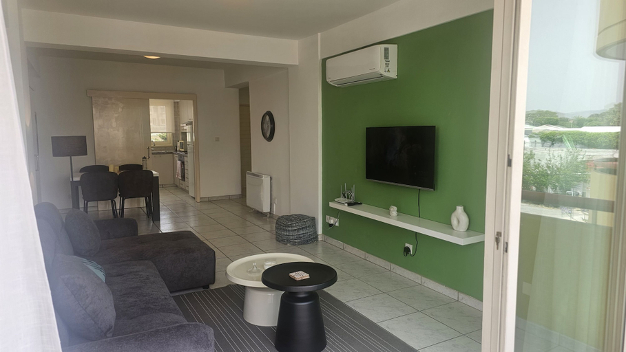 Room 5, 53 NIC - Stay Elion Apartment